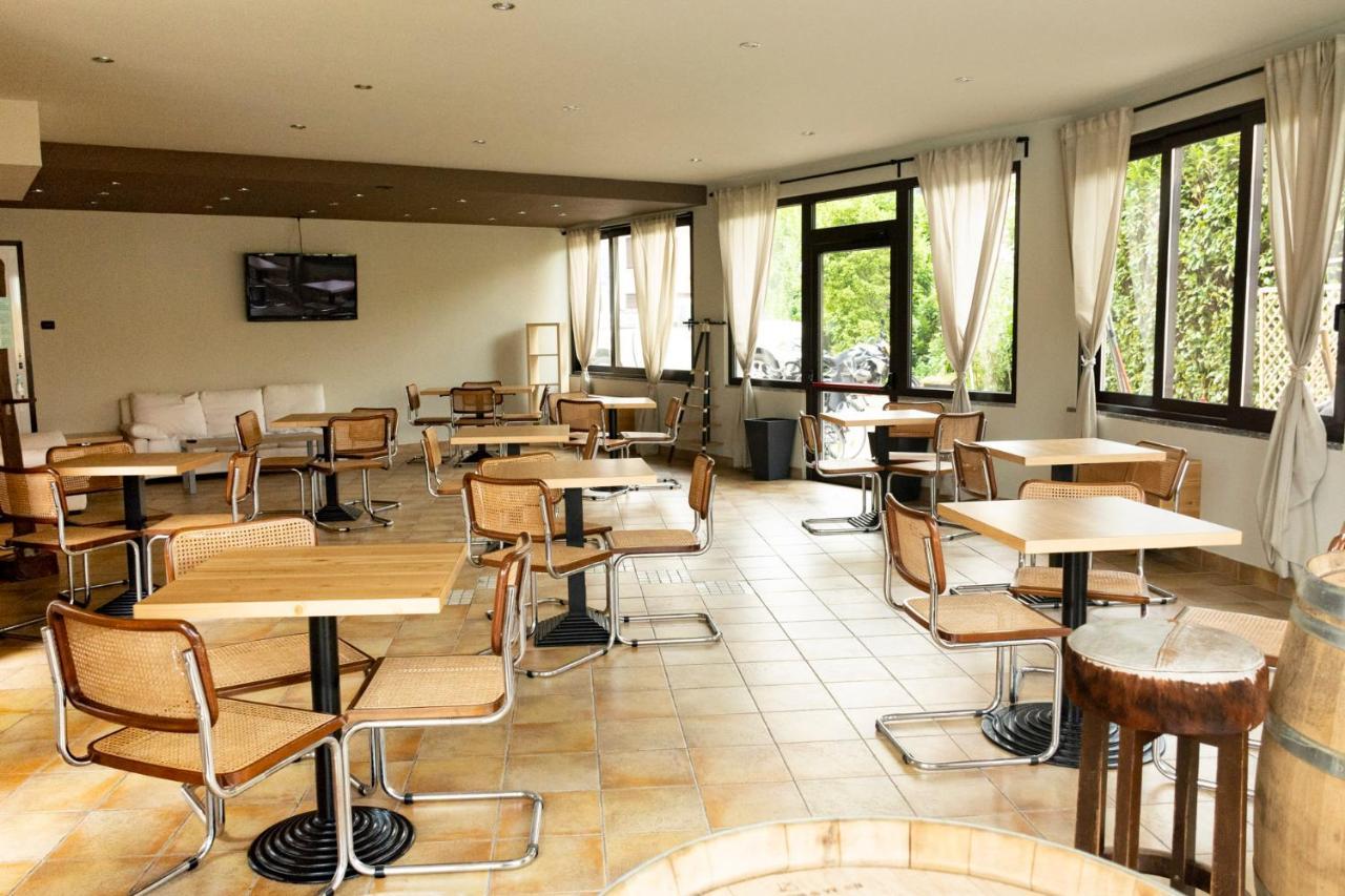 Hotel Bungalows Europa Домасо Екстериор снимка