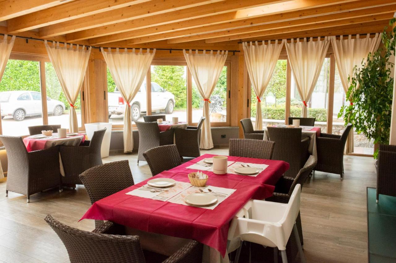 Hotel Bungalows Europa Домасо Екстериор снимка