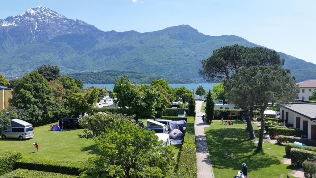 Hotel Bungalows Europa Домасо Екстериор снимка